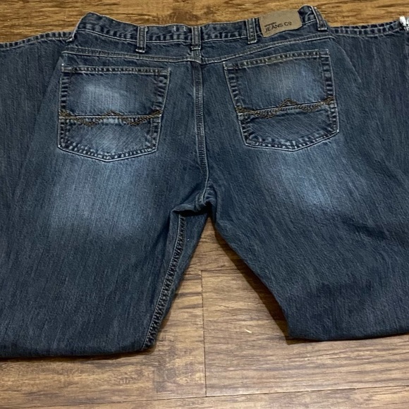 Wrangler relaxed boot cut jeans 34x34 - Picture 2 of 5